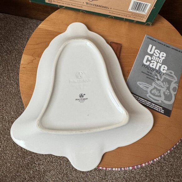 Pfaltzgraff Winterberry White w/Green Holly & Red Berries Stoneware Bell Plate - Picture 5 of 7